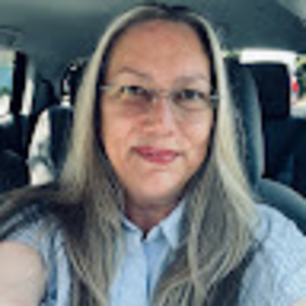 Meet your Posher, Yvette